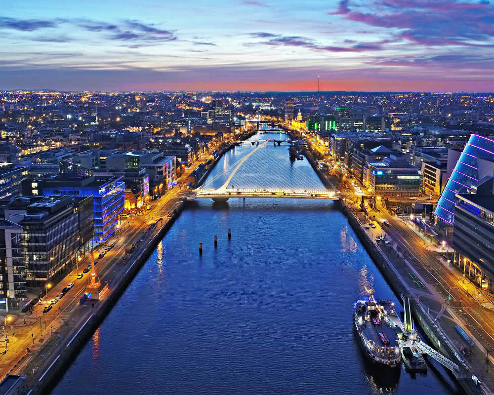 Picture of the river through Dublin